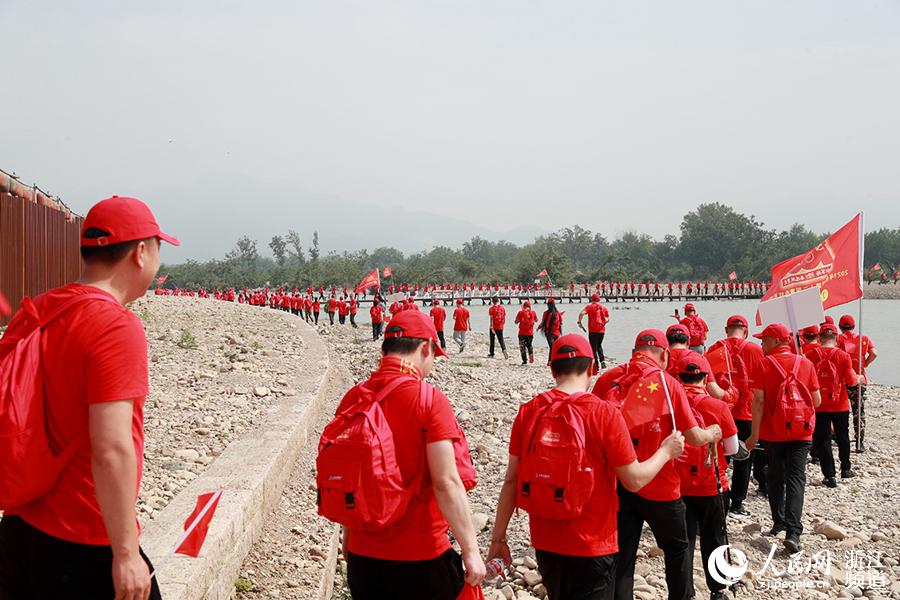 Ϫ@lͽ_tʮ܊ȫ̼s10ꐄٺz