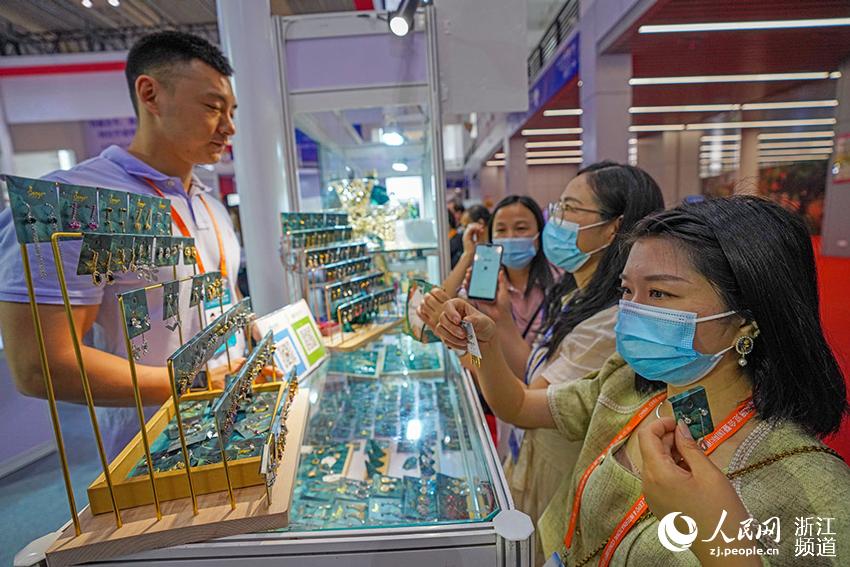 69Ж|W^һλ˽ݿ˵ƷW z