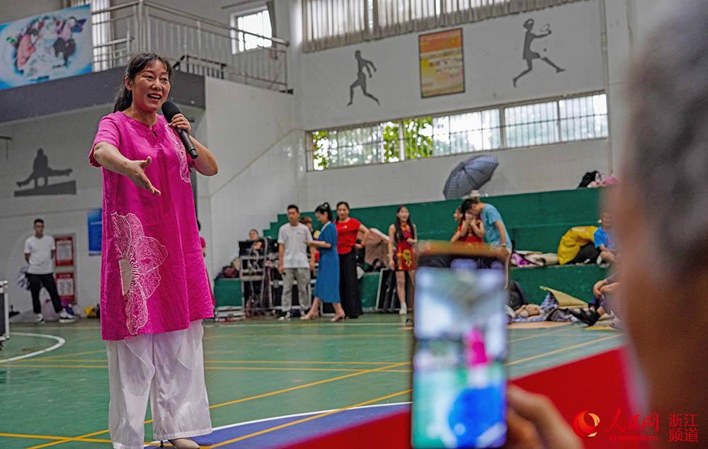 724ˇ־Ը߂ڰcW z