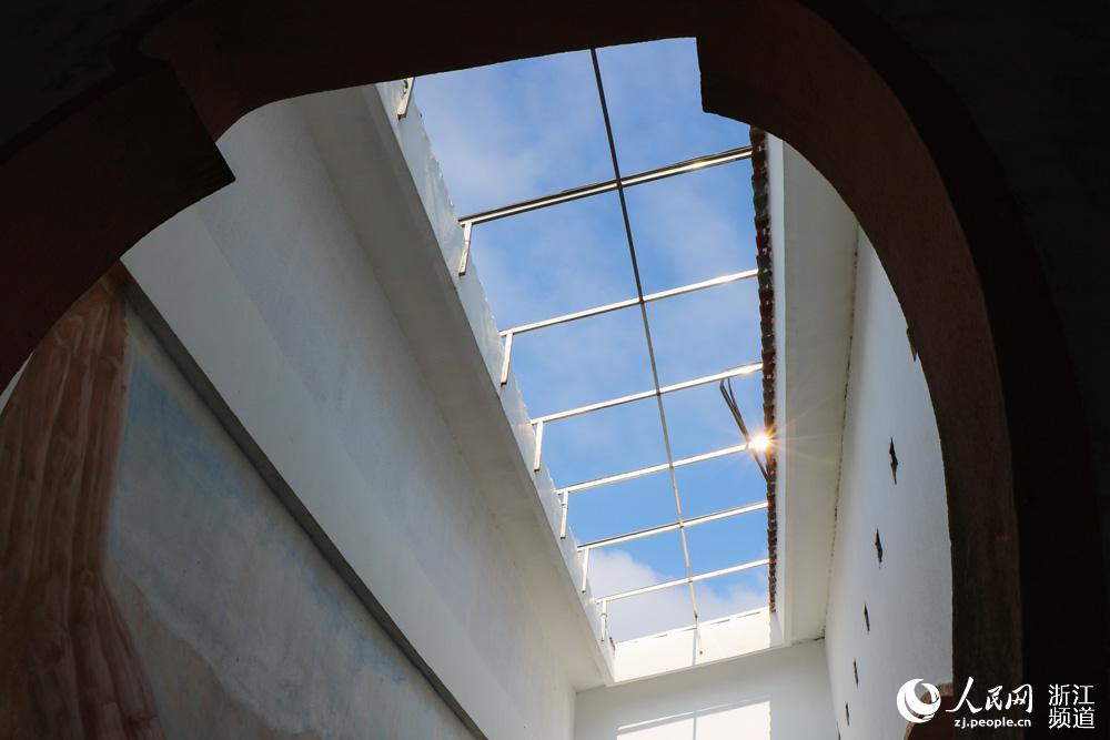 ĽеĴꐍumW ~eÔz