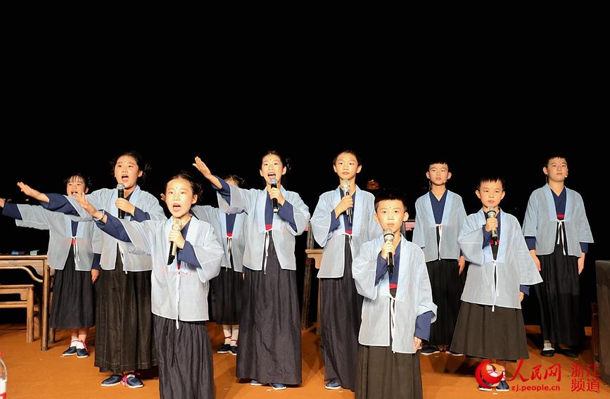 ԊbˈAA҇dW z