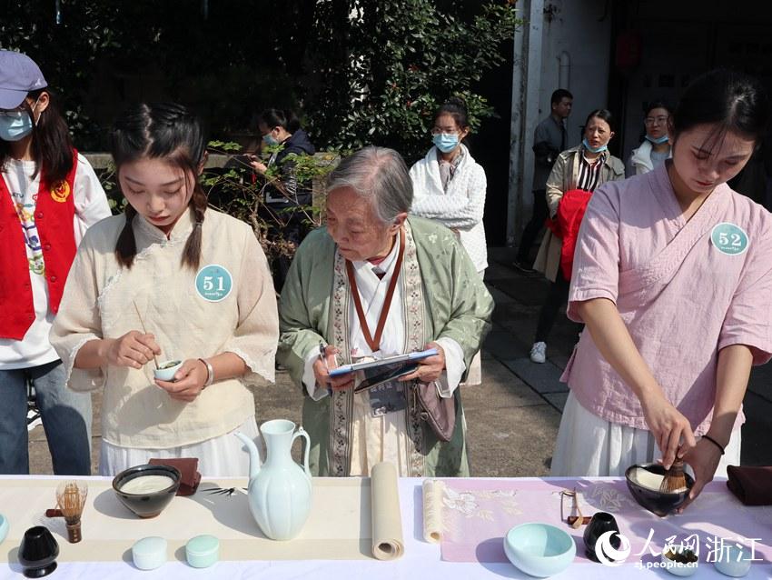 2013һöekԁ86qüһֱαِW fȪz