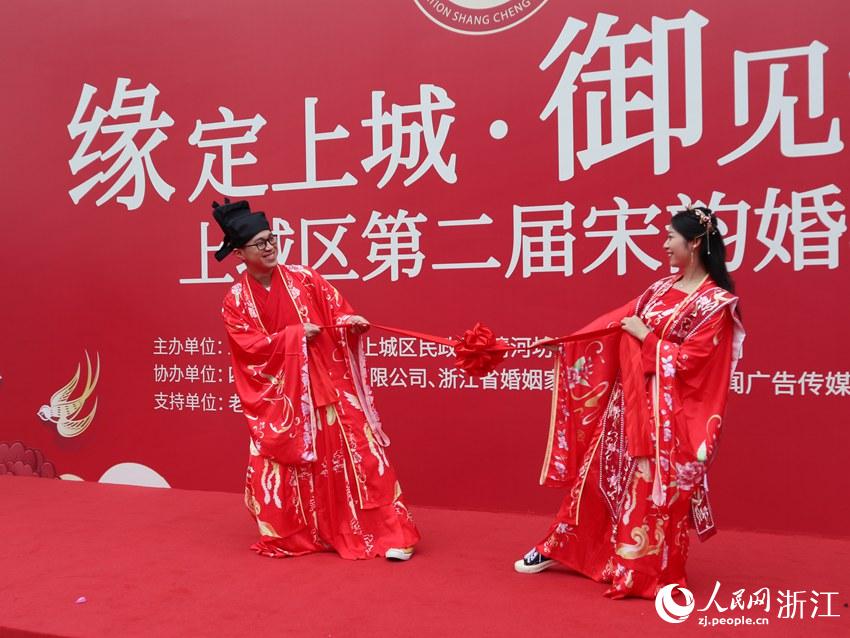 һڻFӺӰW fȪz