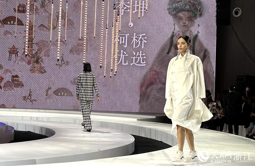 īزʡ}@ЇrLW |z