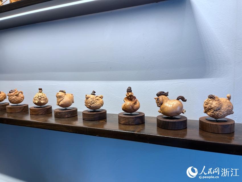 ʮФϵľƷː۲W fȪz