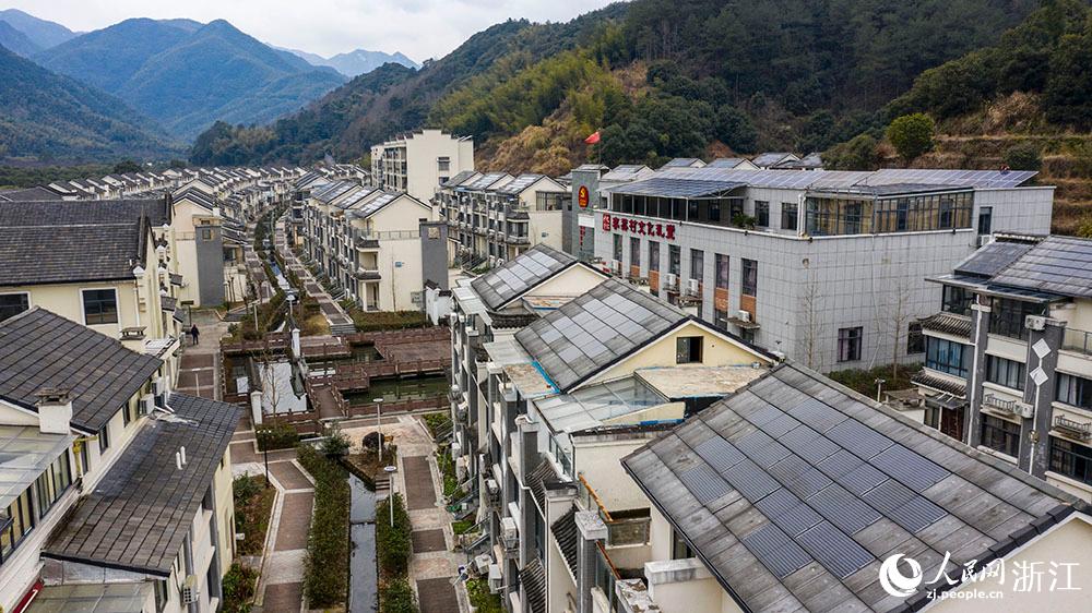 Čк^^l᮴픹ĿW z