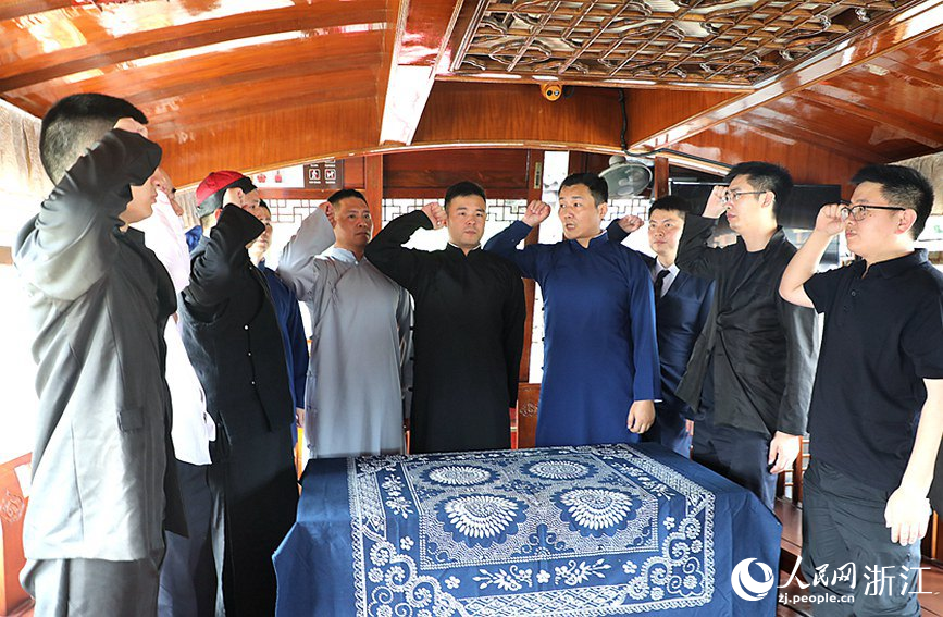 n11λhTͨ^ʽ߀ԭչFЇahrĵĈW z