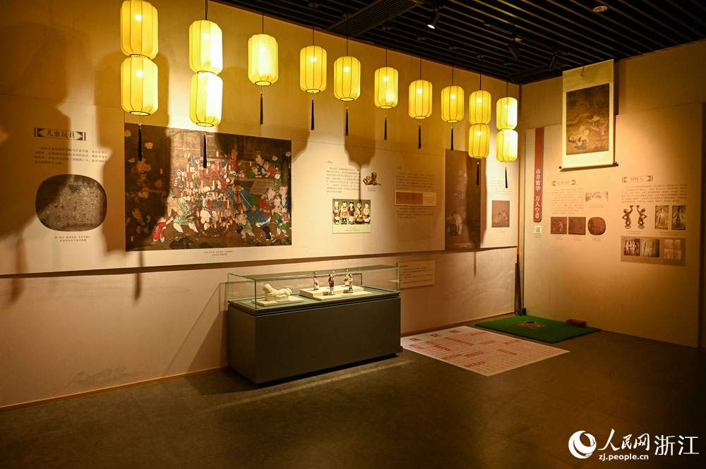 展覽設置了一系列具有濃郁宋風的教育體驗活動。人民網 葉賓得攝