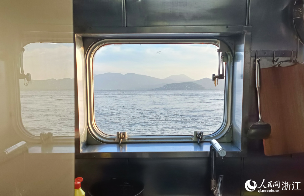 “航行的支部”33113示范船內部。人民網 劉欣蔚攝