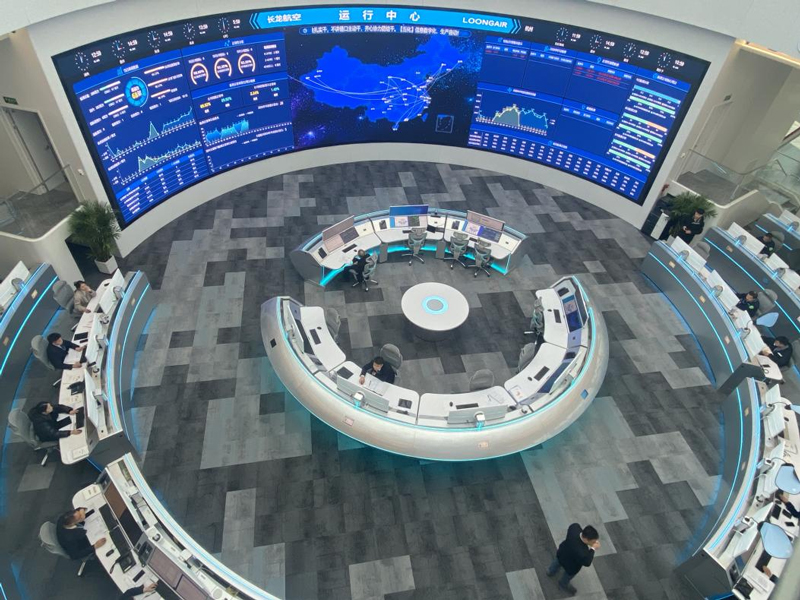 運行控制中心常年全天候、不間斷運行。程欣攝