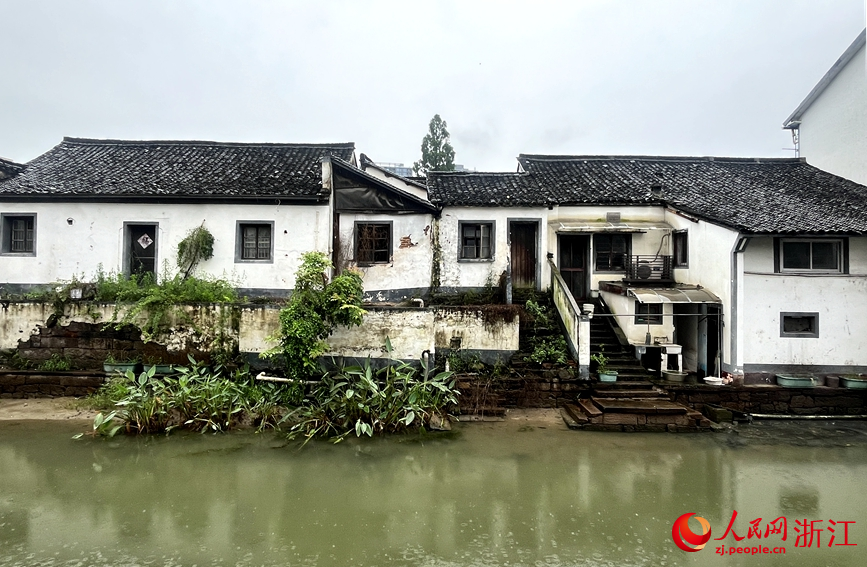 西興古鎮盡顯江南古建筑的韻味。人民網記者 張麗瑋