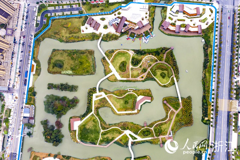 在改革推動下，龍港城市濕地公園建設啟動時間提前了半年。人民網 章勇濤攝