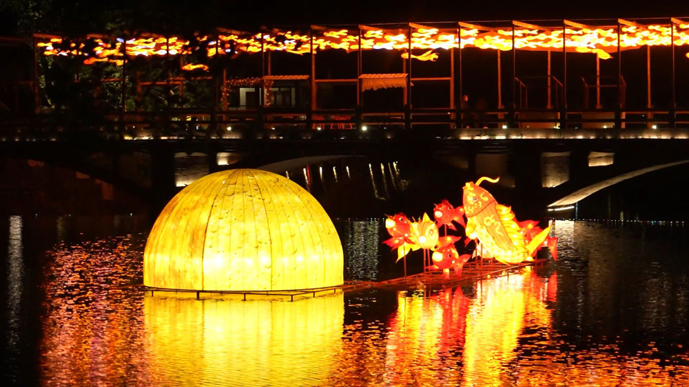 溫州永嘉“千燈祈新歲 福啟大若巖”新春祈福燈會現場。永嘉縣委宣傳部供圖