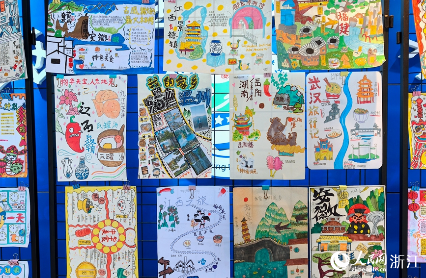 學生創作的我的家鄉。人民網記者 張麗瑋攝