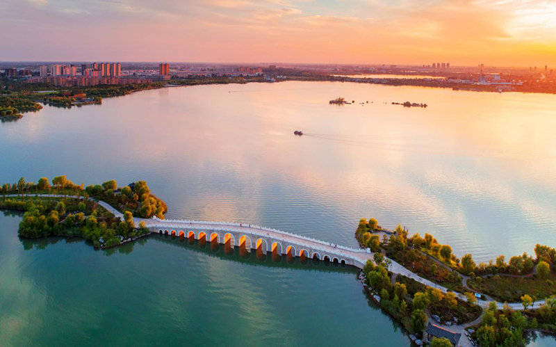 南湖濕地公園。 牛旭東攝