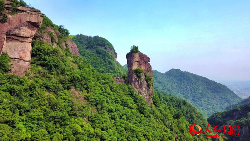 大法尖山景色。人民網 程欣攝