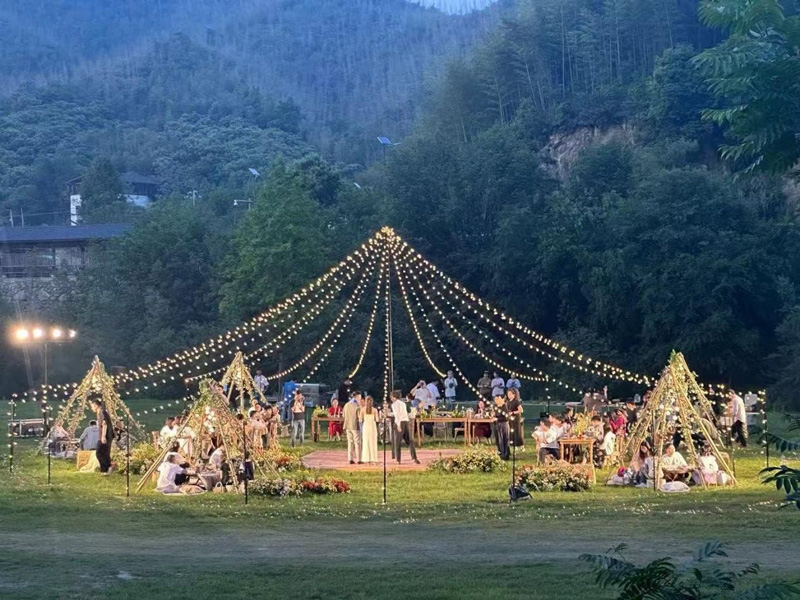 夏陽村承接的戶外婚禮。受訪者供圖