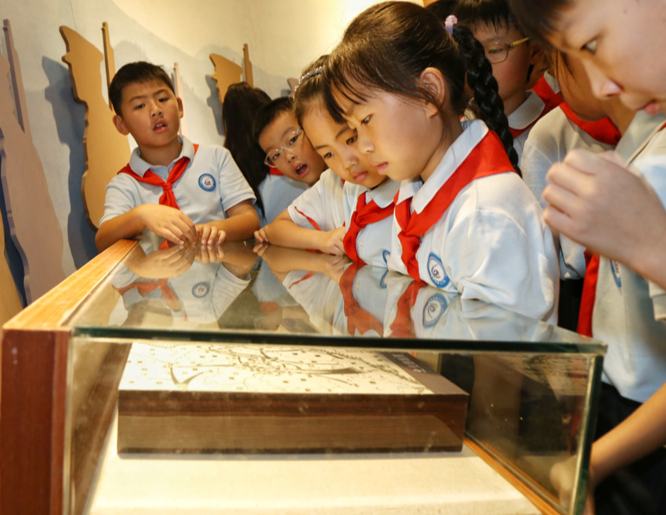 檔案+思政 臺州路橋舉行“開學第一講”