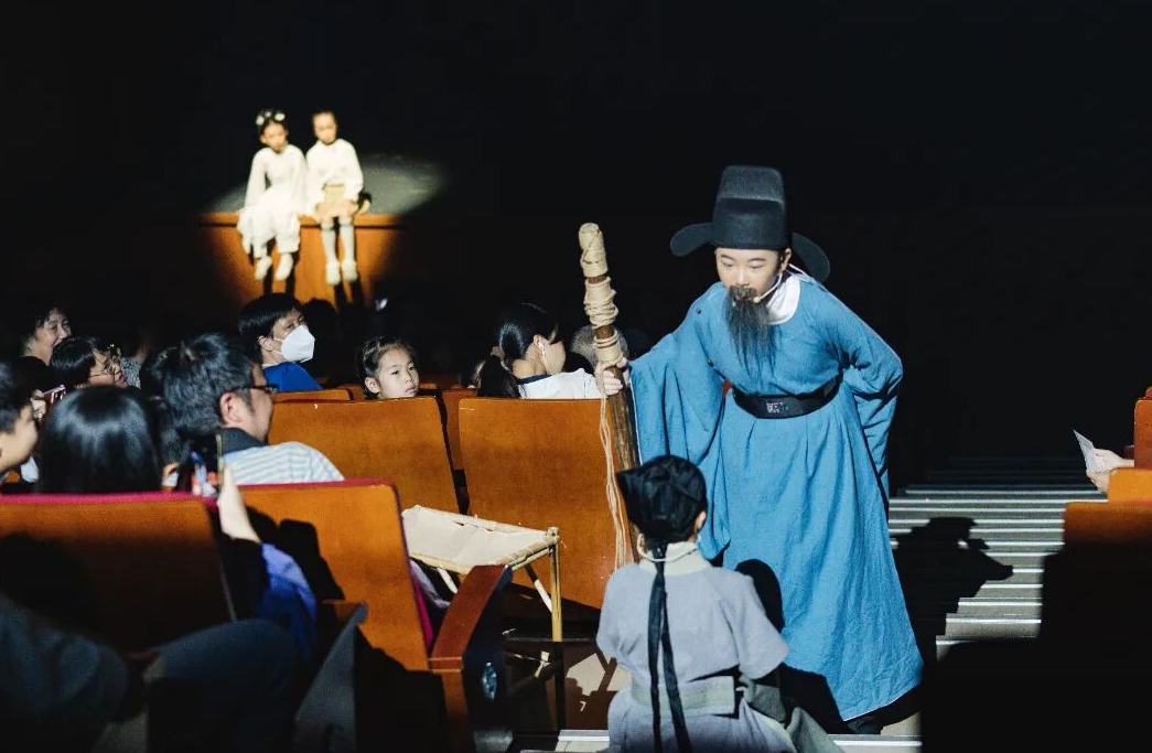 太火爆了！蓮都原創兒童歷史劇《堰游記》上映