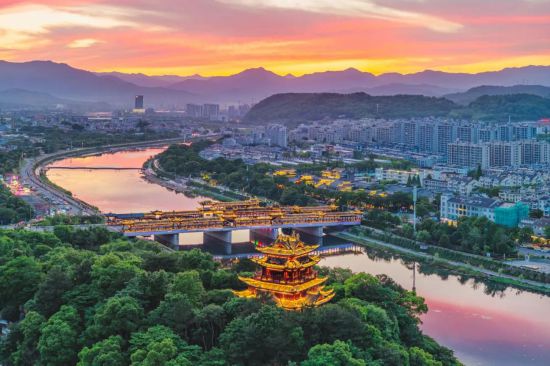 浙江省寧波市寧?？h。童俊霖 攝